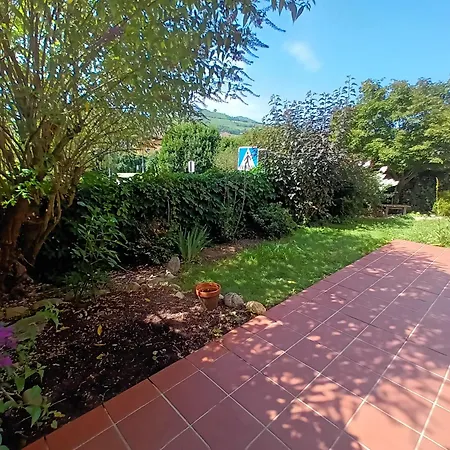 Cangas Natura Apartmán *